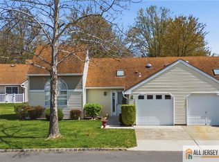 853 Ardmore Rd, Monroe Township, NJ 08831