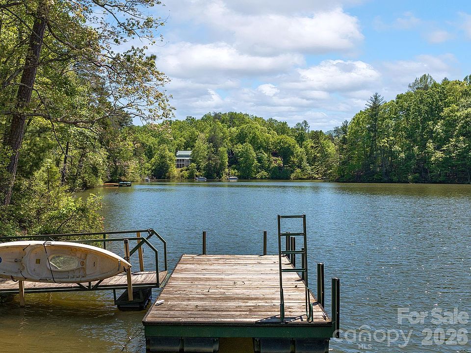 1st image of 14 S Cove Rd #14