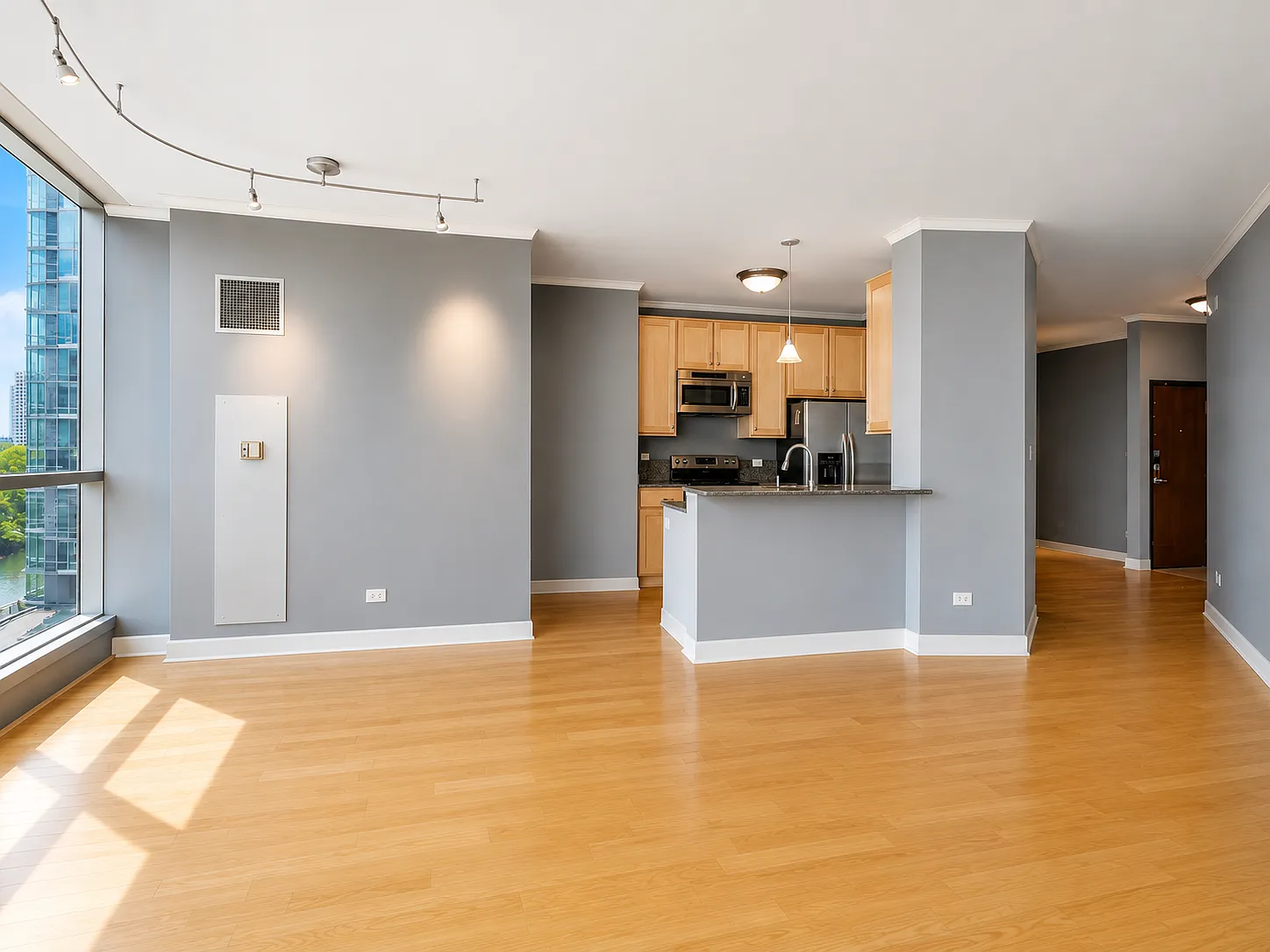 1 bed, 650 sqft, $2,700 — Photo 4