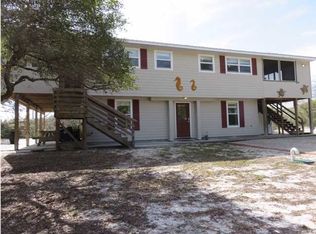840 W Pine Ave, Saint George Island, FL 32328