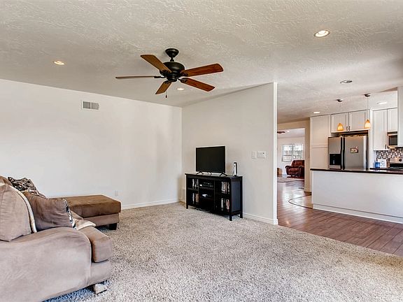 5th image of 9842 Bilteer Dr