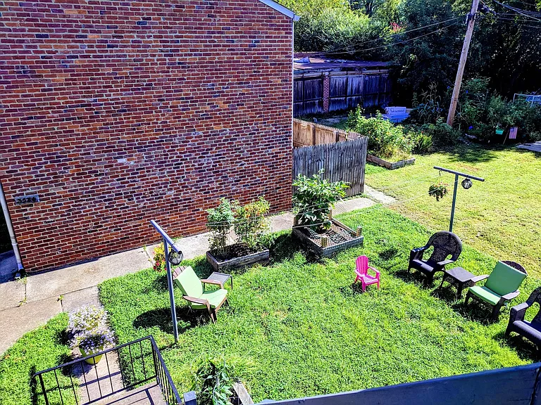 3532 Floyd Avenue — Photo 3