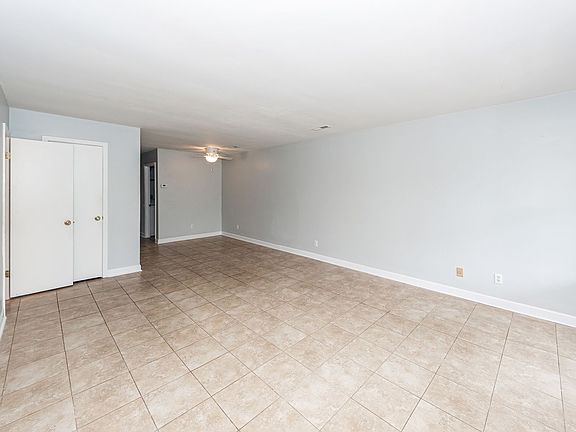 5th image of 1154 Julian Clark Rd