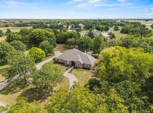 1 Bluebonnet Trl, Greenville, TX 75402