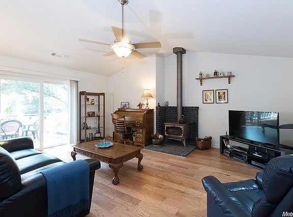 5th image of 2881 Gladstone Ln