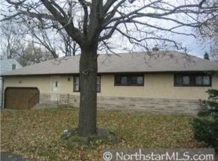 2558 Fairview Ave N, Roseville, MN 55113
