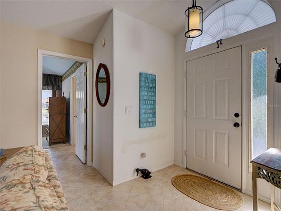 3rd image of 133 Loma Del Sol Dr