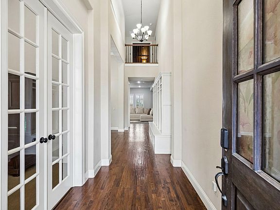 3rd image of 1651 Saddle Tree Rd