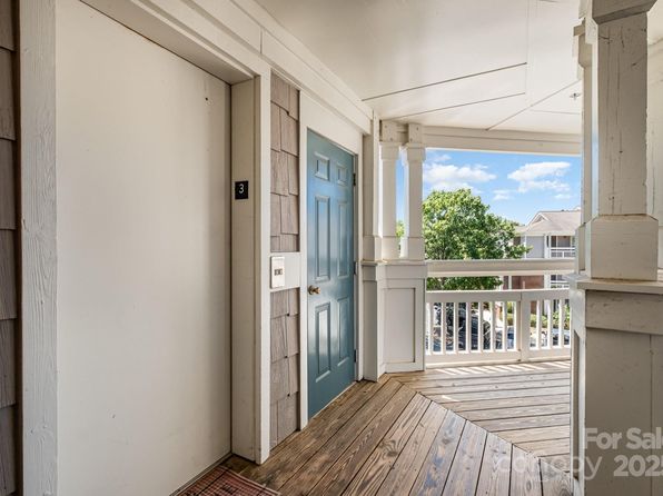 7829 Village Harbor Dr, Cornelius, NC 28031