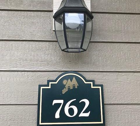3rd image of 762 Lambton Cir E