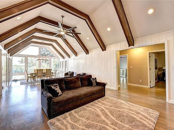 5th image of 6345 Barberry Hill Dr