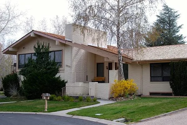 2532 Lake Ridge Shores Cir photo 1