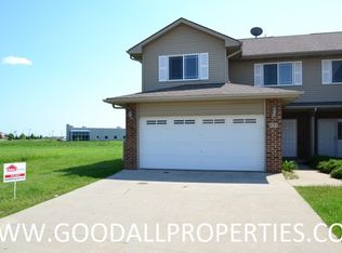 933 S 10th Ln, Grimes, IA 50111
