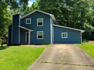 2425 Falls River Dr, Lithia Springs, GA 30122