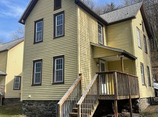2273 Paradise Trl, East Stroudsburg, PA 18301