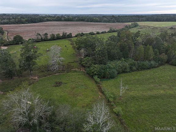 4th image of 19 Omussee Rd