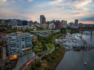 1900 S River Dr #N402, Portland, OR 97201