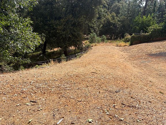 3rd image of 24800 N Canyon Way
