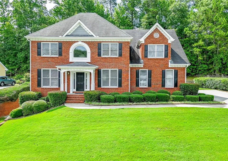 4102 Trotters Way Dr