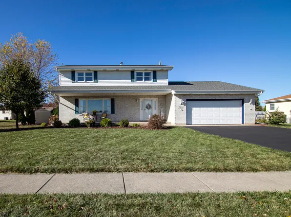 725 Lake Rd, New Lenox, IL 60451