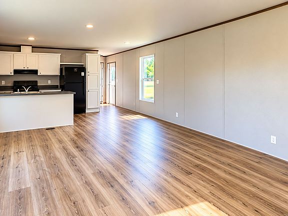 3rd image of 3209 Ino Dr