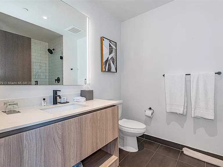 398 NE 5th St #2001 — Photo 13
