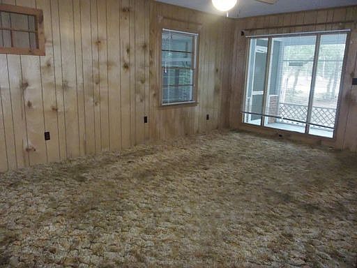 3rd image of 2606 Oak Island Dr