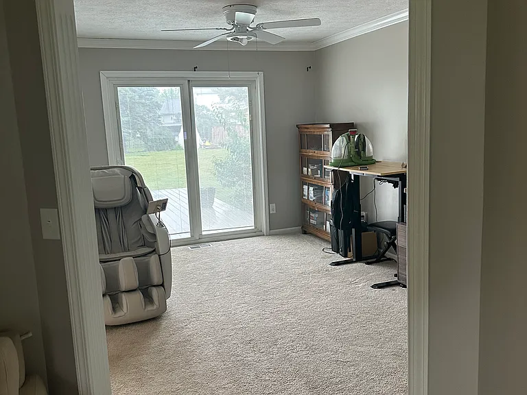 825 Lanyard Dr — Photo 3