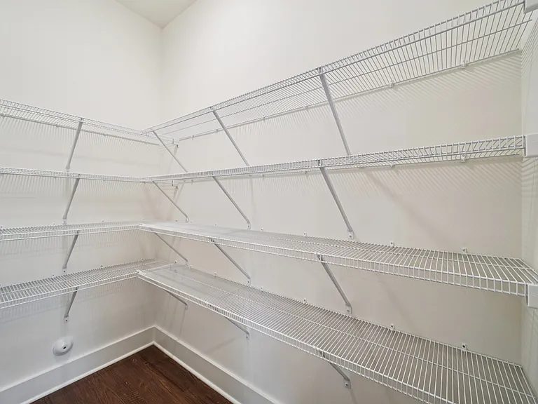 Turnberry Park Apartments and Homes — Photo 32
