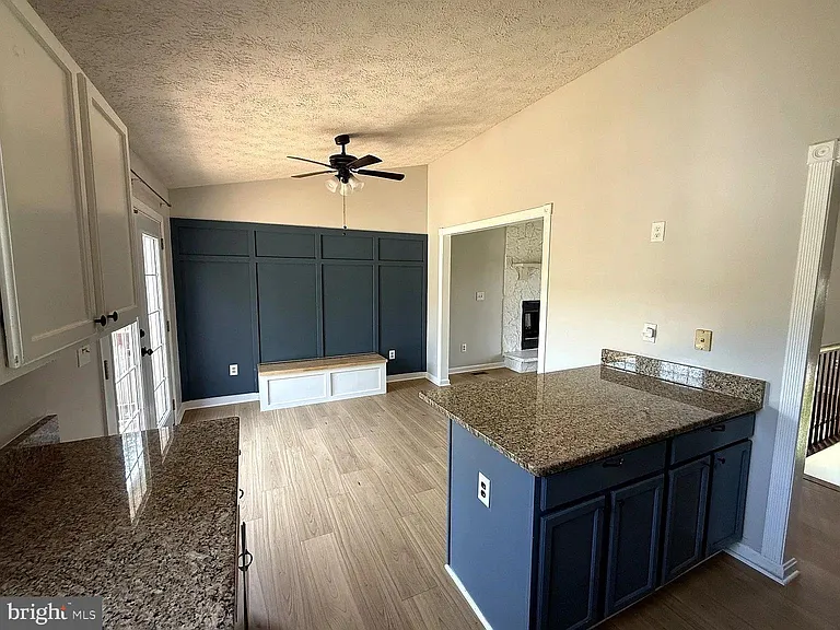 11512 Woodland View Dr — Photo 5