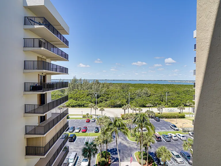 10044 S Ocean Dr #905 — Photo 17