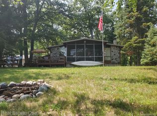 214 Driftwood Cir, Prudenville, MI 48651