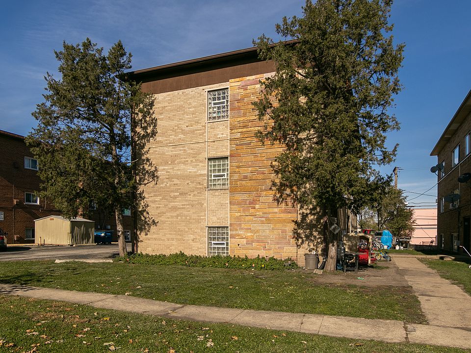1st image of 726 W Roy Dr APT 1A