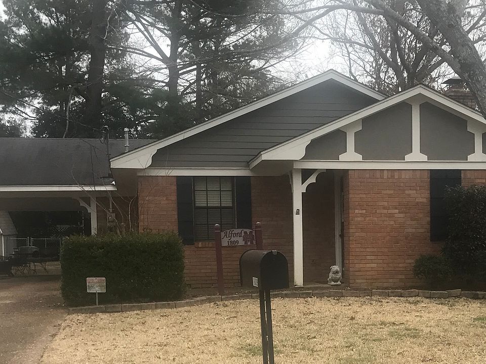 1st image of 1809 McArthur Dr