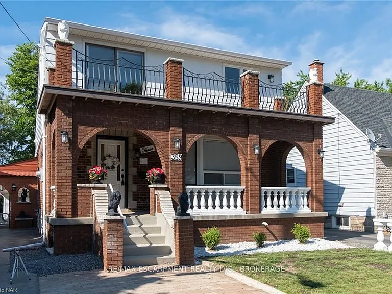 359 Queensdale Ave E #UPPER — Photo 1