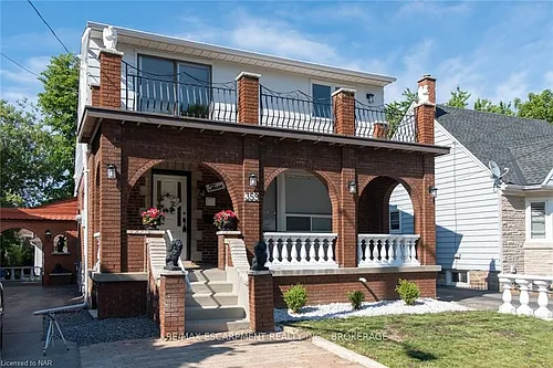 359 Queensdale Ave E #UPPER Photo 1