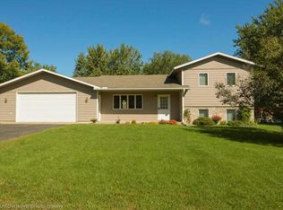 1902 W Highview Dr, Sauk Rapids, MN 56379