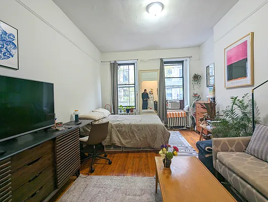 Rented by Manhattan Spaces | media 1