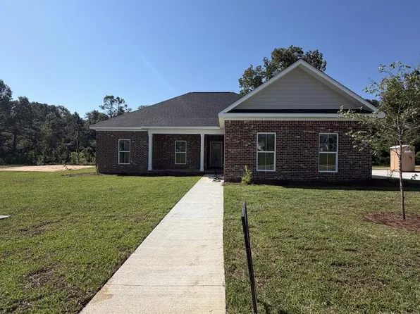168 Golden Oaks Cir, Dothan, AL 36301