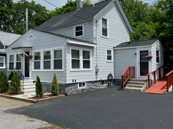 10 Crump St, Hudson, MA 01749