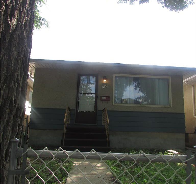 2nd image of 1745 Quebec STREET