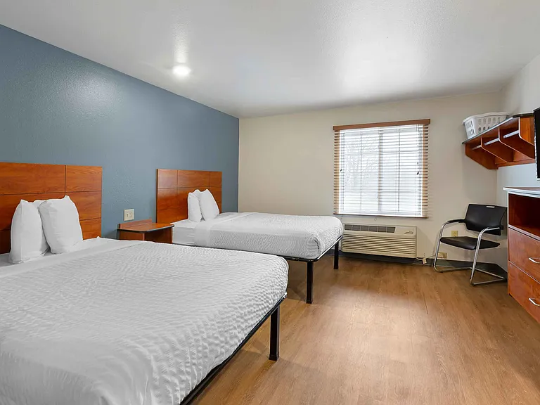 Studio Suite - 2 Full Beds