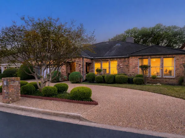 10904 Legends Ln, Austin, TX 78747