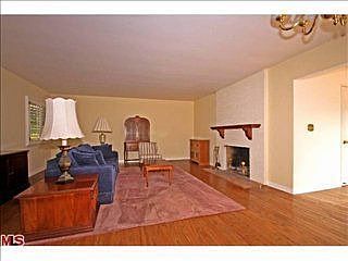 2nd image of 543 N Kenter Ave