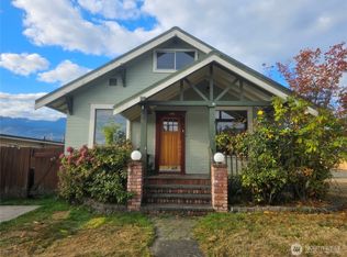 126 1/2 W 2nd St, Pt Angeles, WA 98362