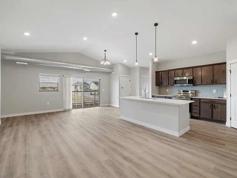 Independence Townhomes — Photo 31