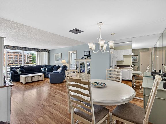 2nd image of 336 Golfview Road #207