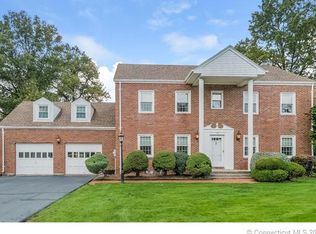 15 Monticello Dr, Wethersfield, CT 06109