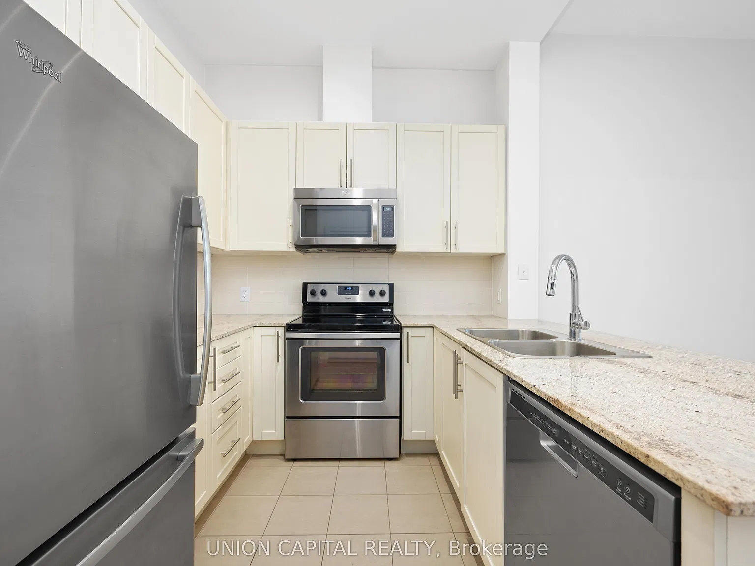 2 bed, $2,450 — Photo 4