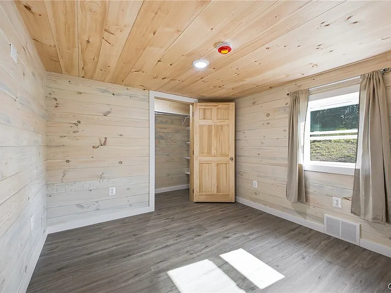 1255 County Route 9 — Photo 11